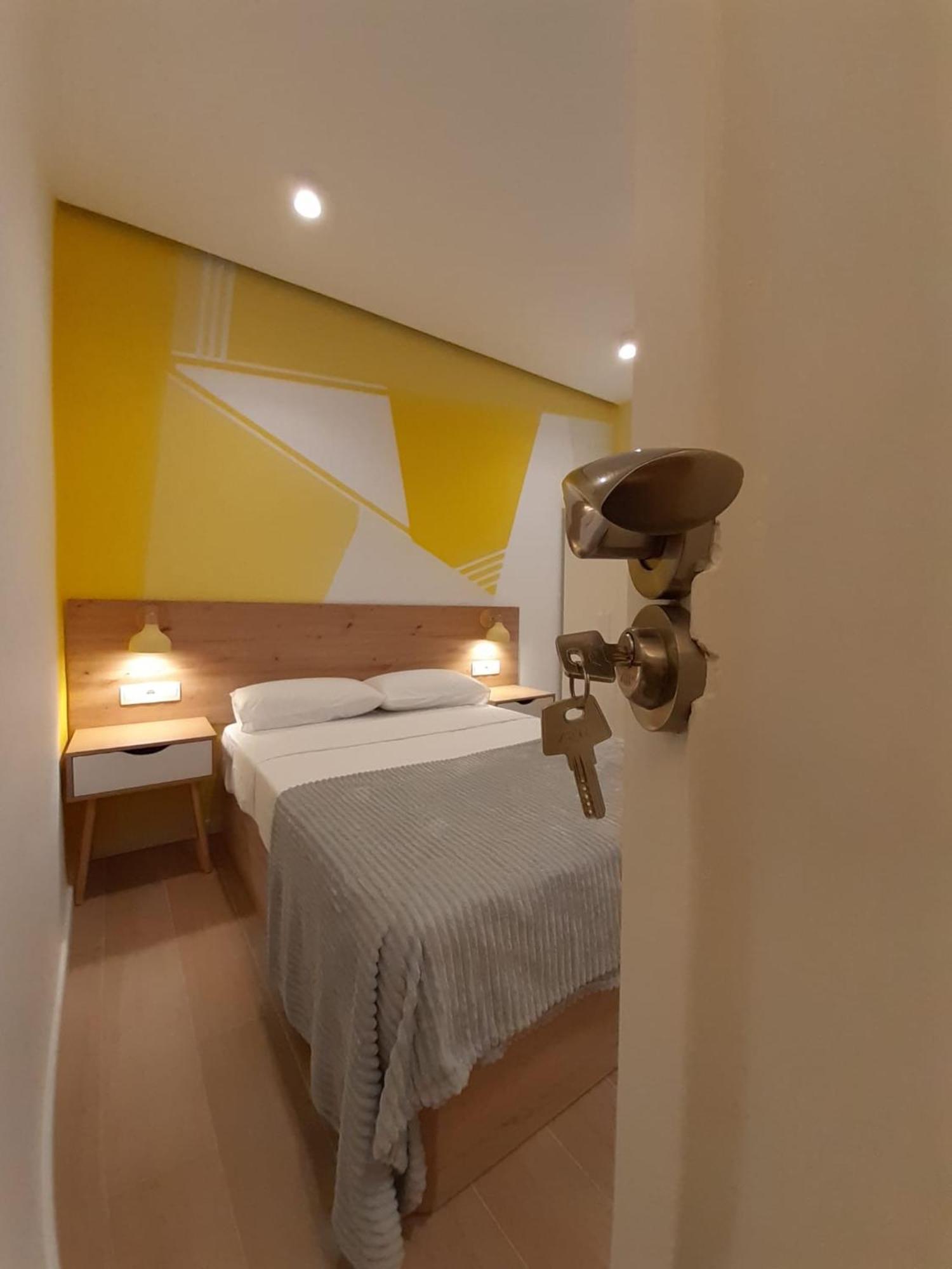 Good Energy Rooms Аликанте Экстерьер фото