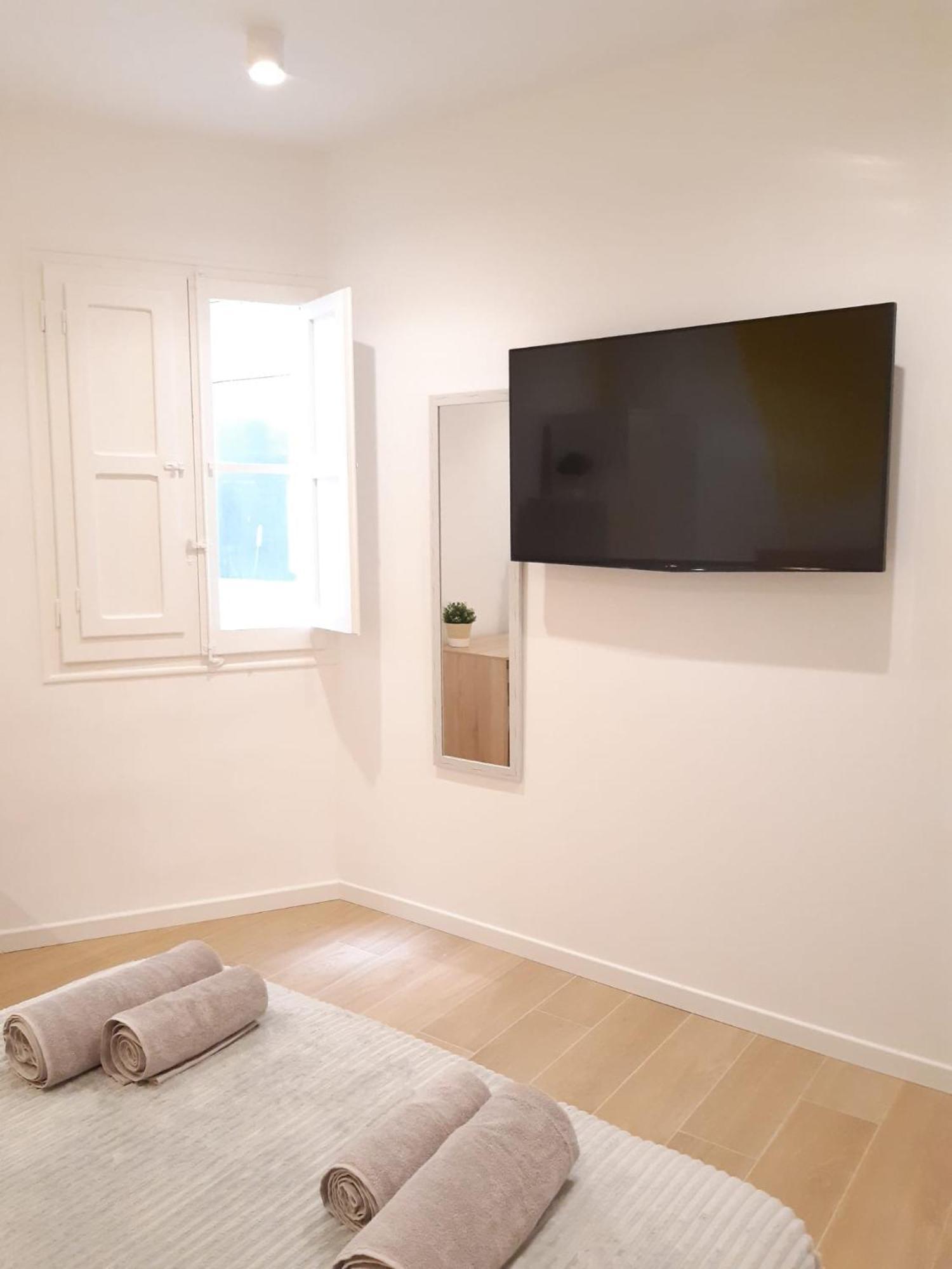 Good Energy Rooms Аликанте Экстерьер фото