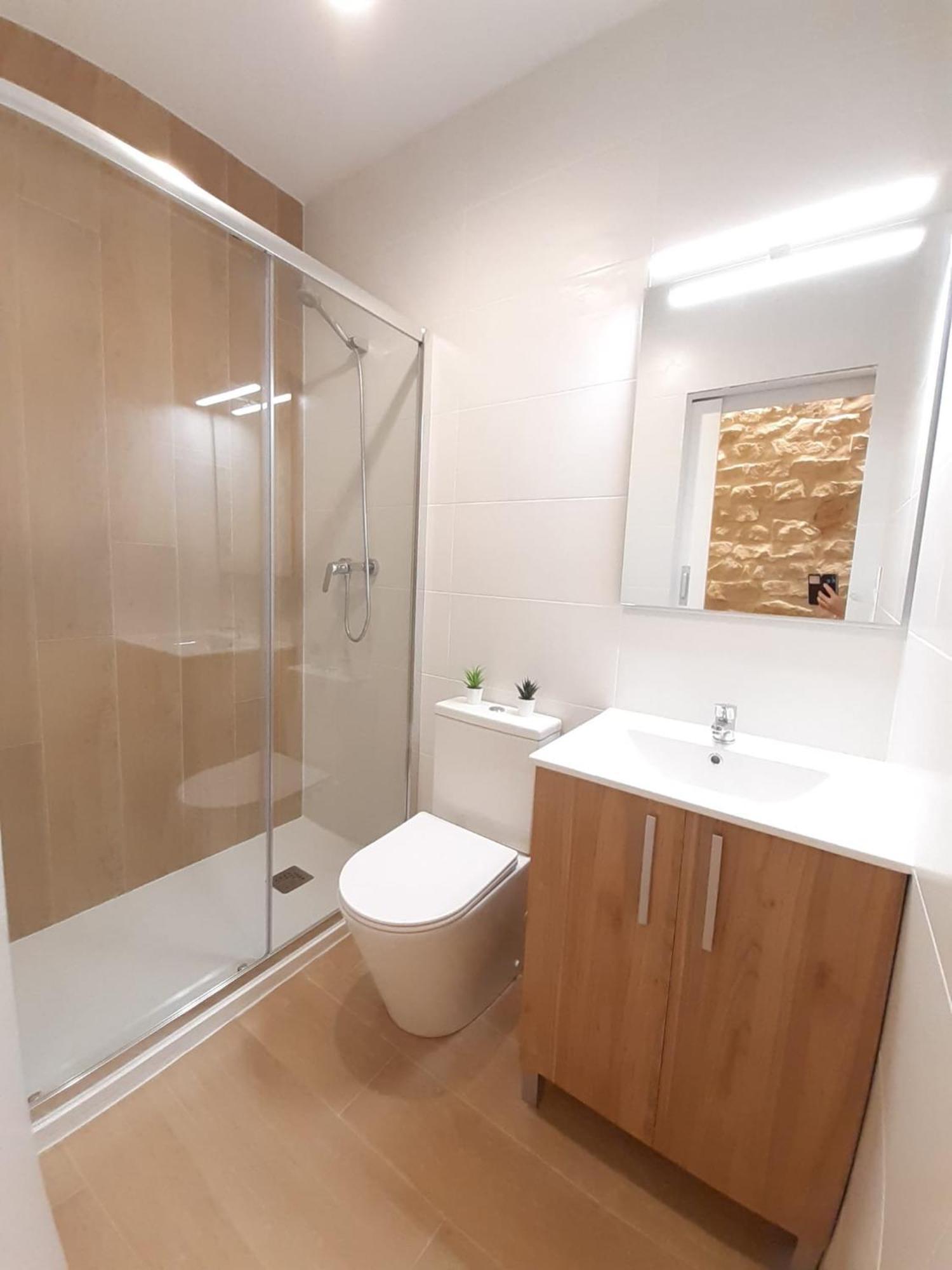 Good Energy Rooms Аликанте Экстерьер фото